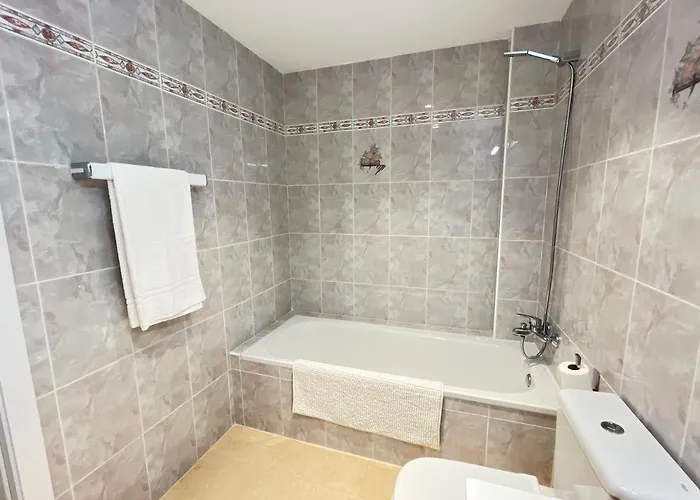 Duplex 6 Personas En Zona Tranquila 卡尔佩